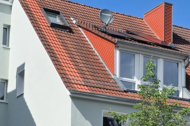 Fassadendämmung mit neuen Dachanschlüssen in Bremen